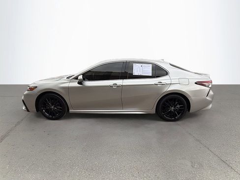 Used 2023 Toyota Camry XSE image 8