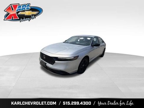 Used 2025 Honda Accord SE image 1