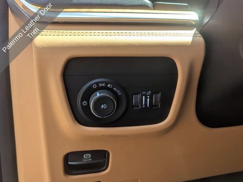 Used 2021 Jeep Grand Cherokee L Summit AWD/4WD image 18