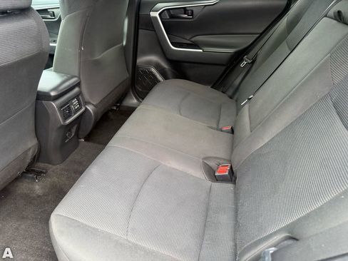 Used 2024 Toyota RAV4 LE FWD image 25