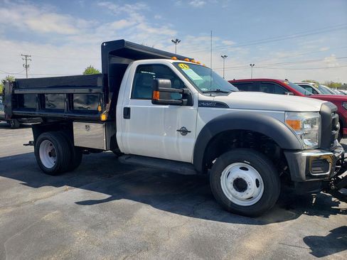 Used 2016 Ford F550 4x4 Regular Cab Super Duty image 2