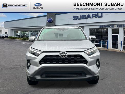 Used 2022 Toyota RAV4 XLE Premium image 2