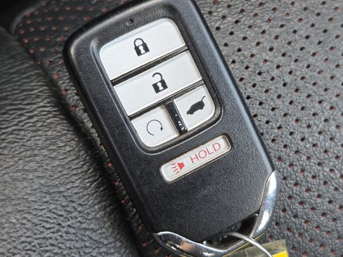 Used 2022 Honda Pilot Black Edition image 41