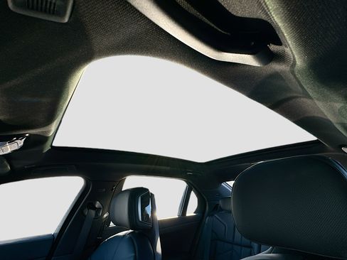 New 2026 BMW 760i xDrive w/ Executive Package image 16