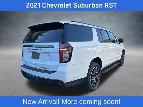 Used 2021 Chevrolet Suburban RST image 4