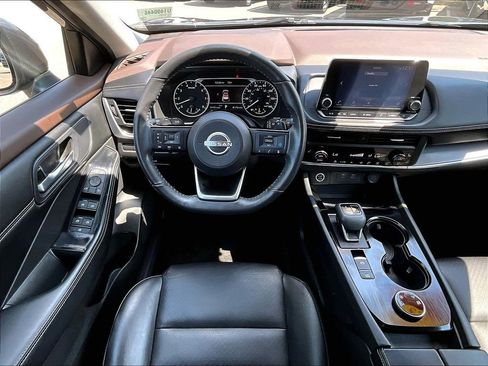 Used 2023 Nissan Rogue SV w/ SV Premium B Package AWD/4WD image 17