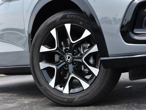 New 2027 Honda HR-V EX-L image 3