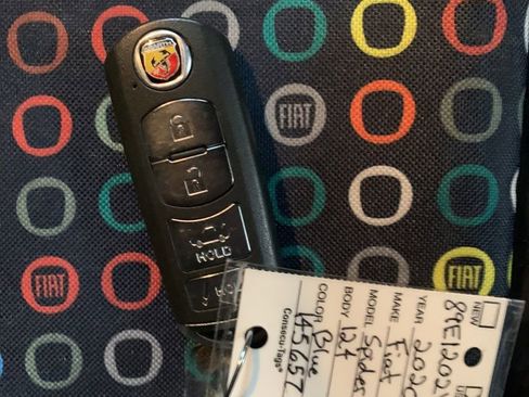 Used 2020 FIAT 124 Spider Abarth w/ Visibility Group image 30