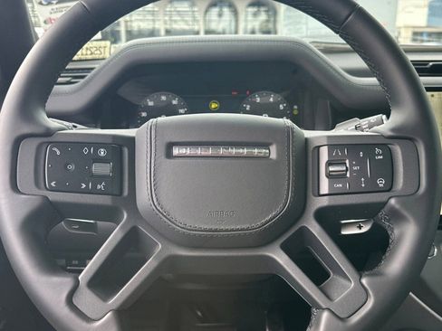 New 2026 Land Rover Defender 90 V8 AWD/4WD image 15