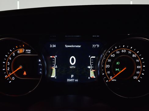 Used 2023 Jeep Wrangler Unlimited Sahara AWD/4WD image 23