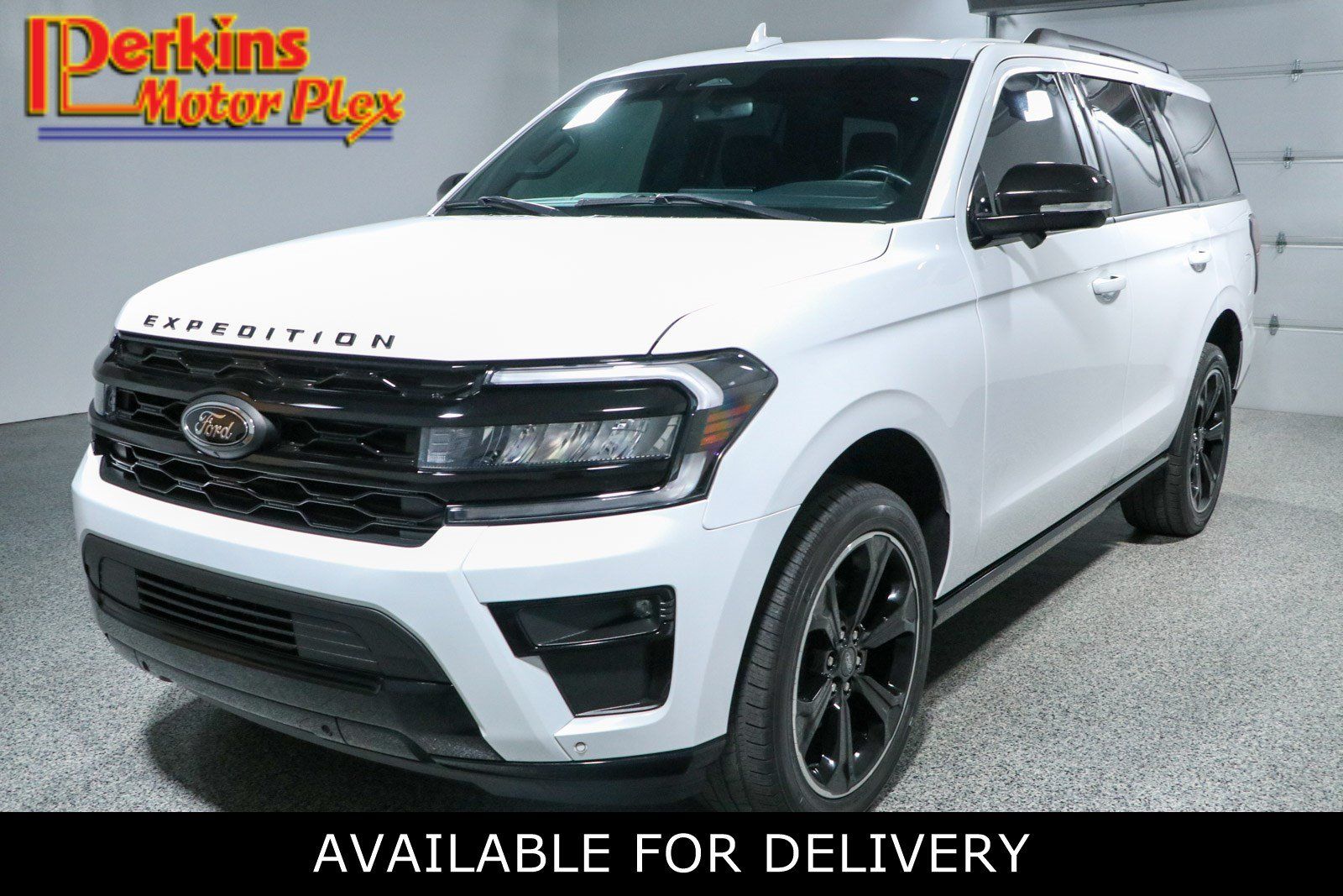 Used 2023 Ford Expedition Limited RWD image 1