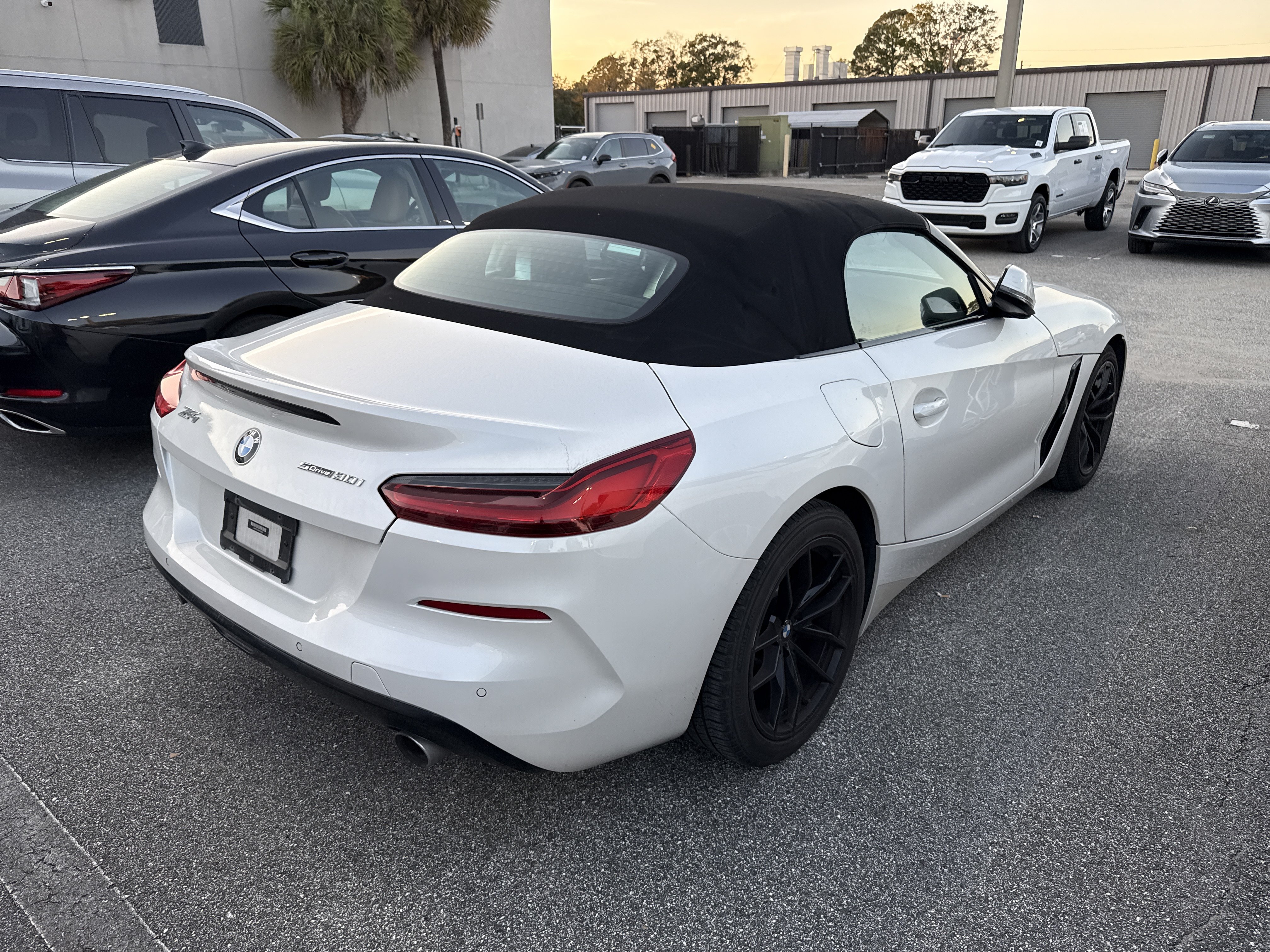 Used 2022 BMW Z4 sDrive30i RWD image 4