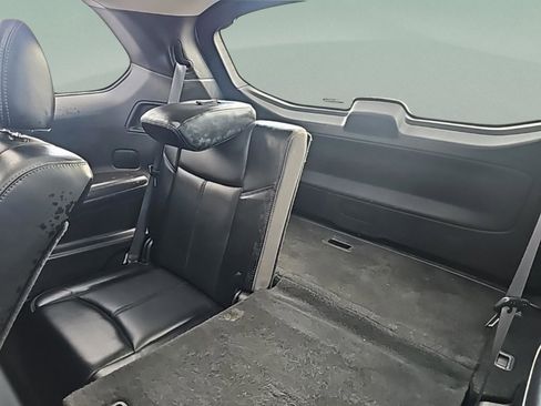 Used 2017 Nissan Pathfinder Platinum w/ Family Entertainment Package image 22