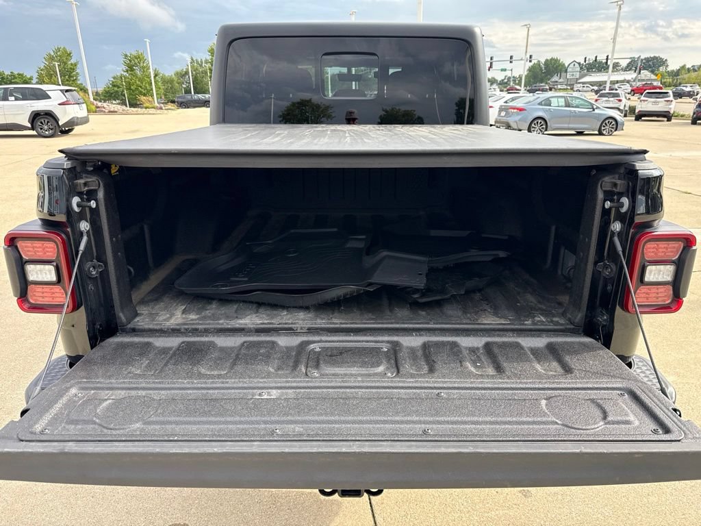 Used 2021 Jeep Gladiator Sport AWD/4WD image 18