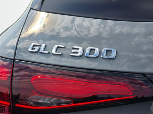 New 2027 Mercedes-Benz GLC 300 4MATIC image 30