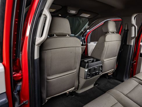 Used 2021 Ford F250 XLT w/ XLT Premium Package image 33