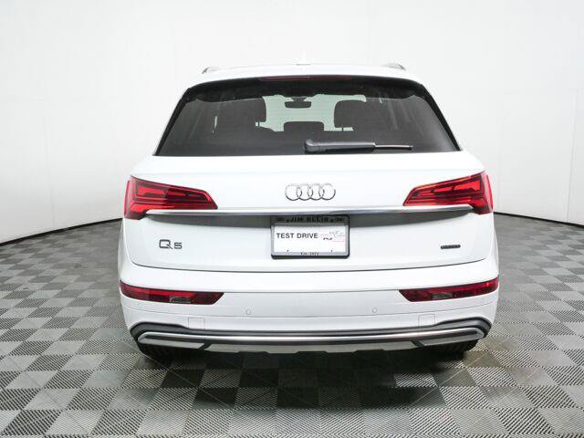 Used 2024 Audi Q5 2.0T Premium w/ Convenience Package AWD/4WD image 25