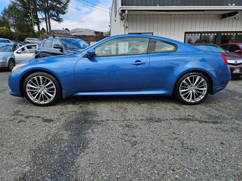Used 2011 INFINITI G37 Journey w/ Premium Pkg image 12