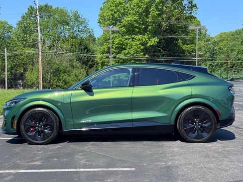 Certified 2025 Ford Mustang Mach-E GT AWD/4WD image 8