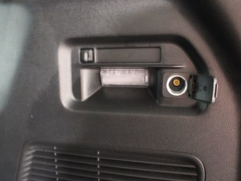 Used 2023 Ford Explorer XLT image 62