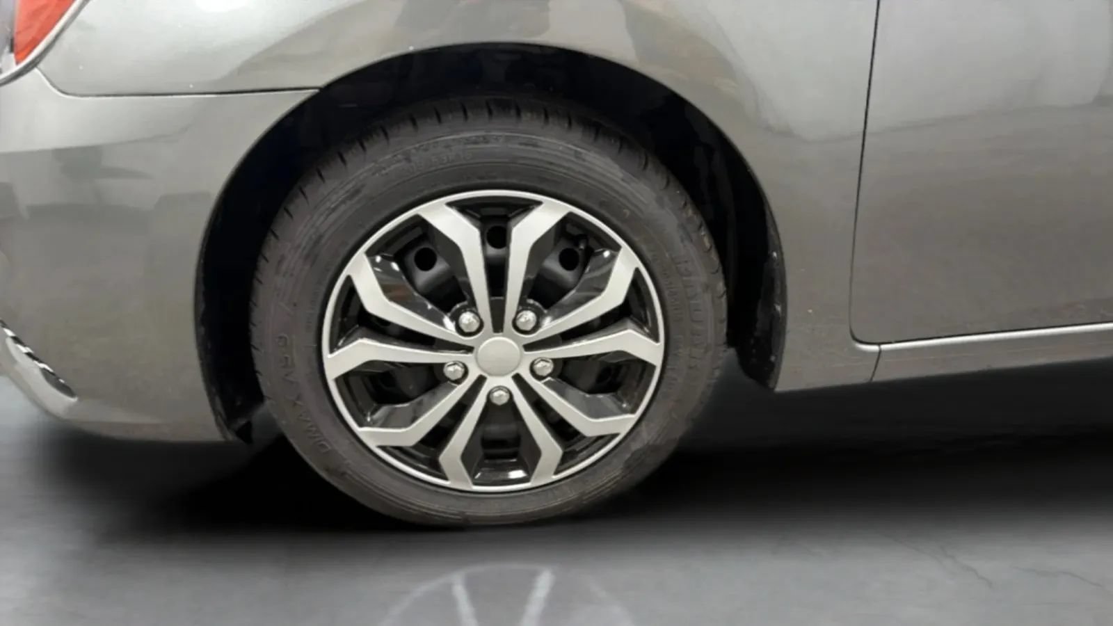 Used 2018 Nissan Sentra S FWD image 27
