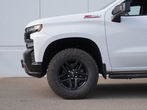 Used 2022 Chevrolet Silverado 1500 LT Trail Boss w/ Bed Protection Package AWD/4WD image 11