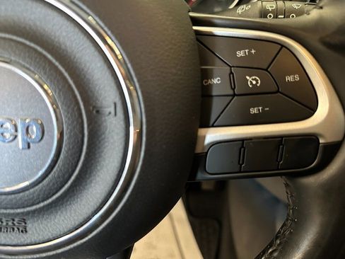Used 2020 Jeep Compass Sport AWD/4WD image 11