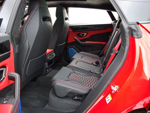 Used 2022 Lamborghini Urus image 49