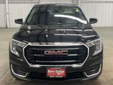 Used 2022 GMC Terrain SLE image 2