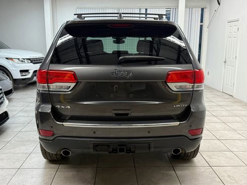 Used 2017 Jeep Grand Cherokee Limited AWD/4WD image 8