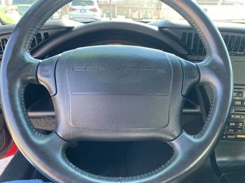 Used 1993 Chevrolet Corvette Coupe image 16