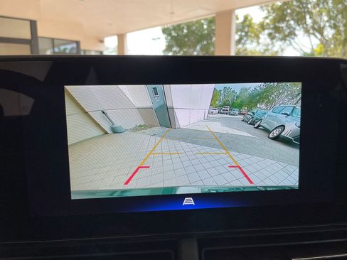 Used 2025 Chevrolet Trax LT w/ LT Convenience Package image 20