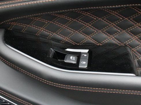 Used 2022 Jeep Grand Cherokee Summit image 48