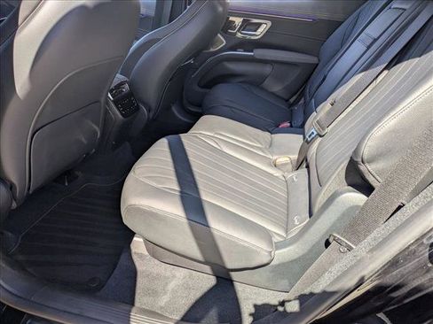 Certified 2023 Mercedes-Benz EQS 450+ SUV image 17