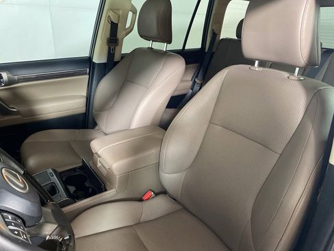 Certified 2023 Lexus GX 460 Luxury image 11