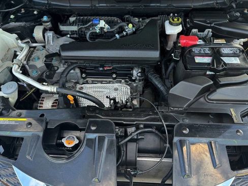 Used 2016 Nissan Rogue SV AWD/4WD image 22