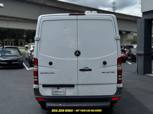 Used 2015 Mercedes-Benz Sprinter 2500 image 5