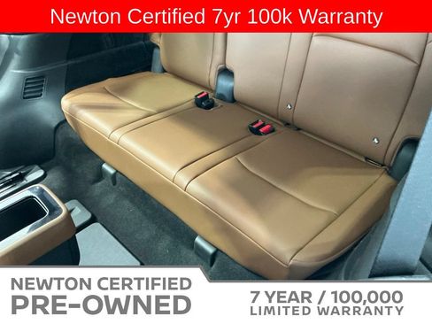 Used 2025 Nissan Pathfinder Platinum AWD/4WD image 25