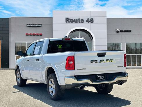 Used 2025 RAM 1500 Big Horn AWD/4WD image 4