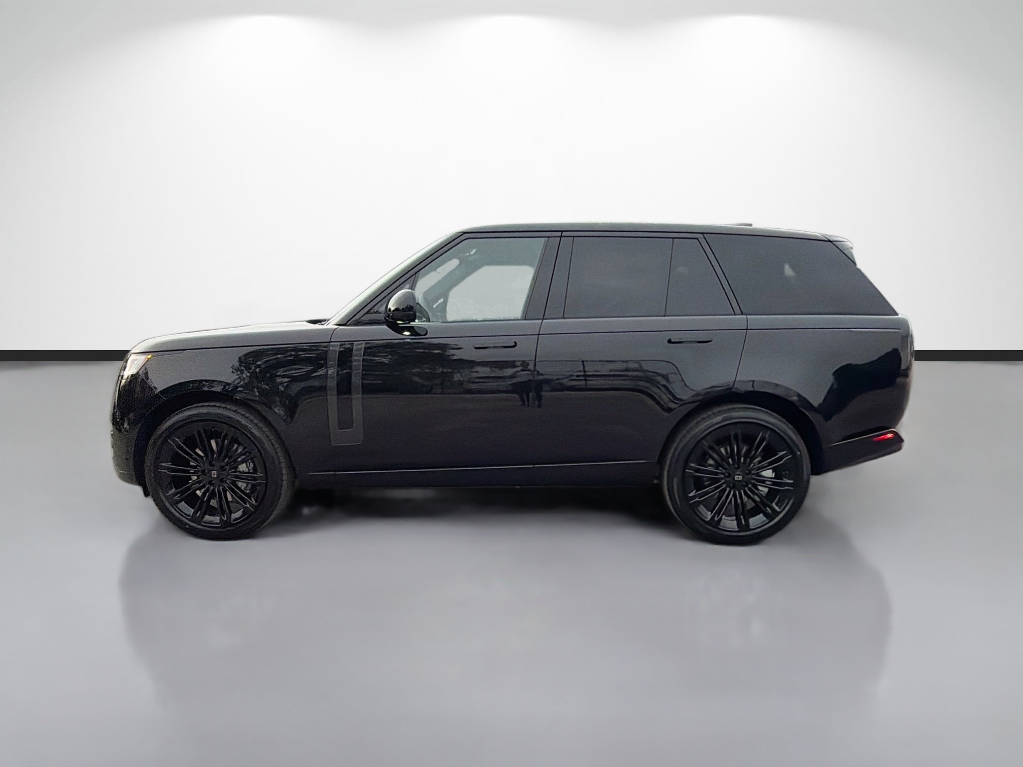 New 2027 Land Rover Range Rover SE AWD/4WD image 2
