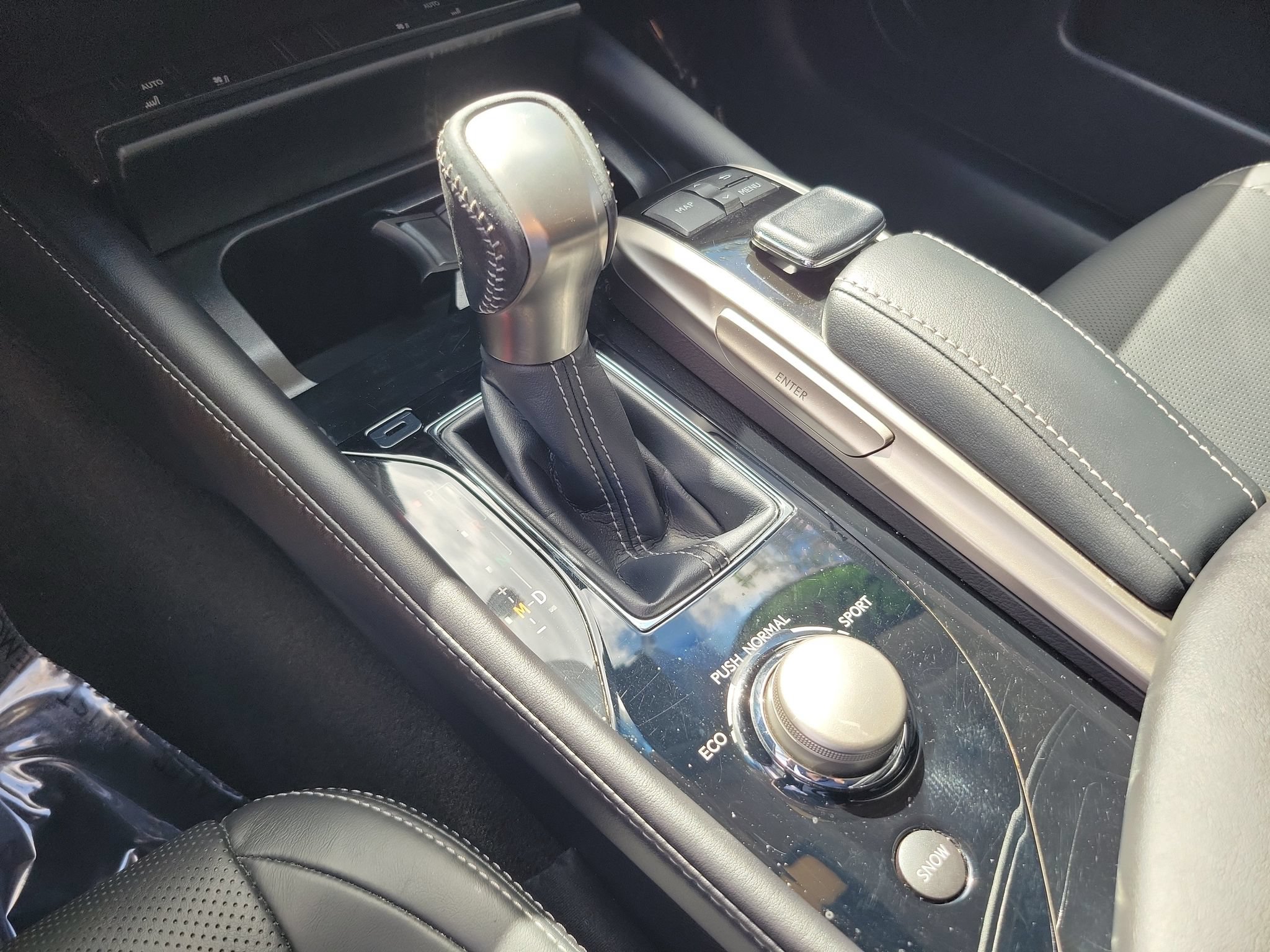 Used 2018 Lexus GS 350 AWD w/ Premium Package image 34