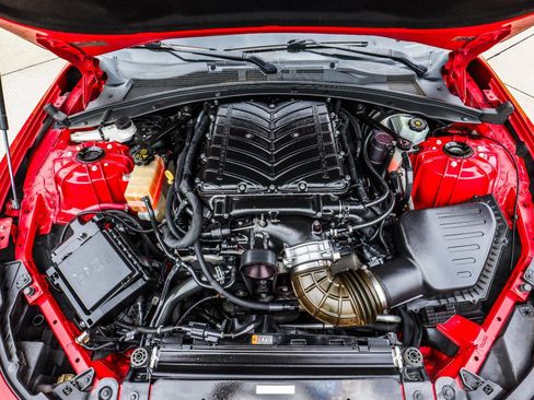 Used 2016 Chevrolet Camaro SS RWD image 23