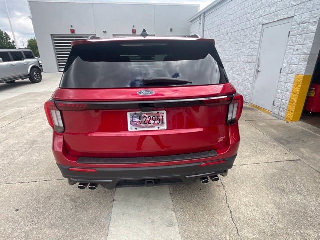 Used 2025 Ford Explorer ST AWD/4WD image 16