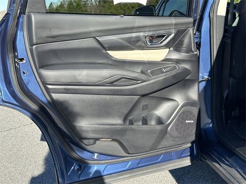 Used 2022 Subaru Ascent Limited w/ Technology Package image 23
