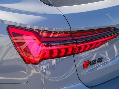 Used 2025 Audi RS 6 performance image 8