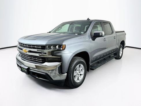 Used 2021 Chevrolet Silverado 1500 LT w/ LPO, Liner Protection Package AWD/4WD image 3