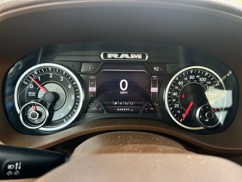 Used 2021 RAM 1500 Laramie image 10