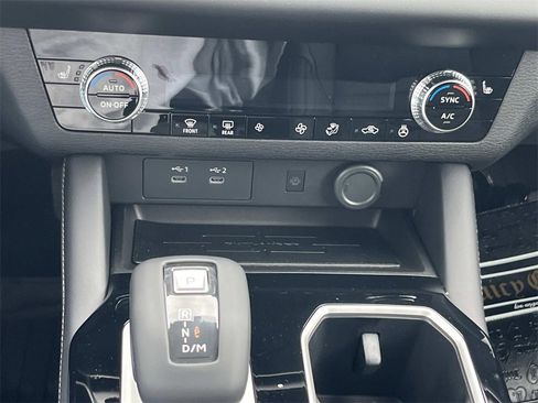 New 2026 Mitsubishi Outlander SE image 23