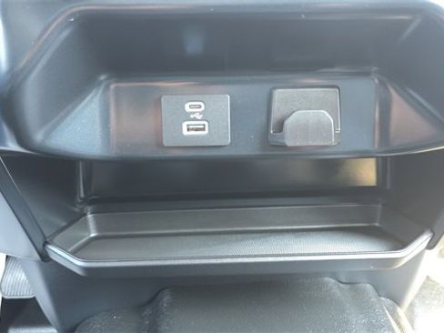 Used 2024 Ford F150 XL w/ Equipment Group 103A High image 33