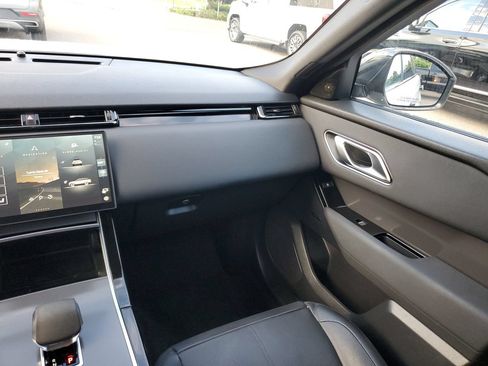 Used 2025 Land Rover Range Rover Velar Dynamic SE AWD/4WD image 14